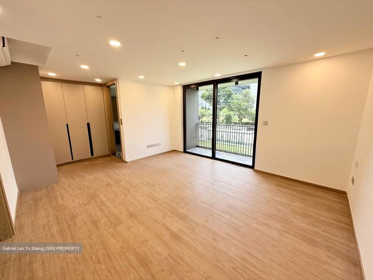 Shrewsbury Road (D11), Terrace #559696181